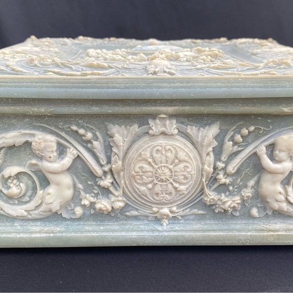Incolay Carved Stone Hinged Jewelry Trinket Box with Compartments Gorgeous*** - Picture 9 of 14